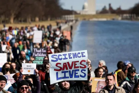 Trump’s Campaign on Scientific Research Has US Public Health Experts Stunned: ‘They’re Ignoring Science’